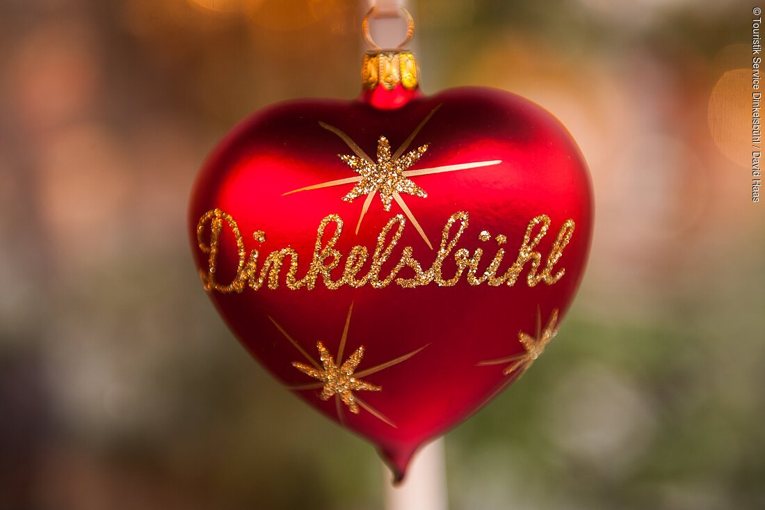 Auf dem Dinkelsbühler Weihnachtsmarkt (Dinkelsbühl, Romantisches Franken)