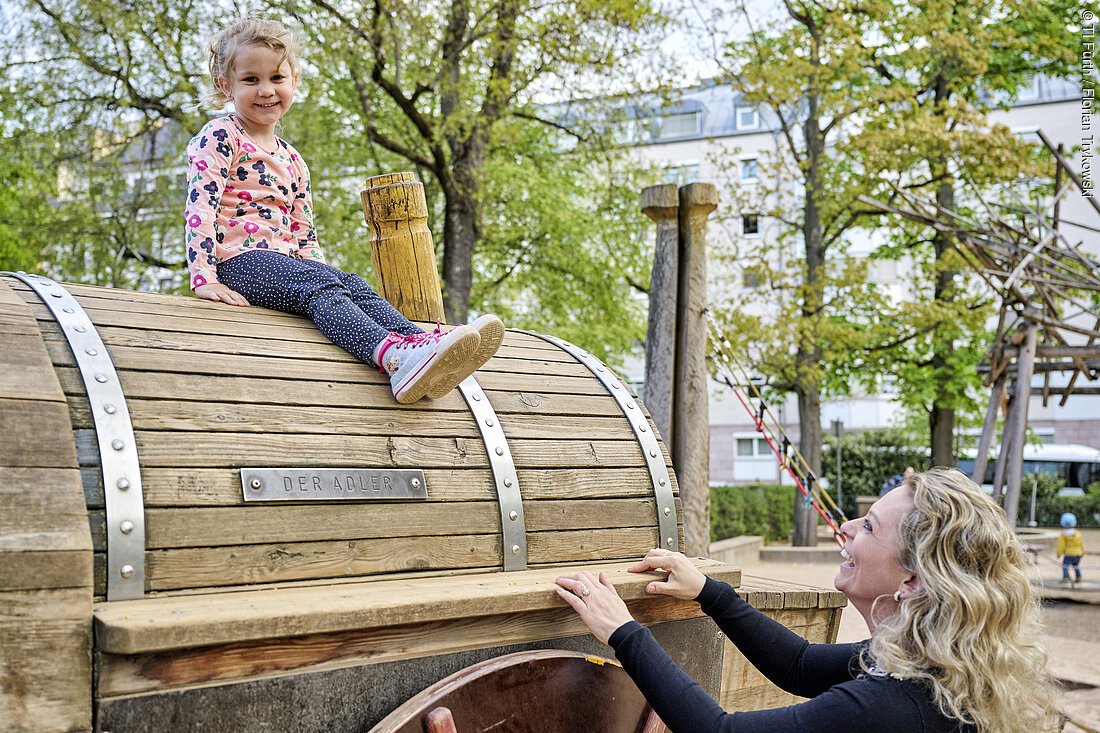 Spielplatz in der Dr.-Konrad-Adenauer-Anlage (Fürth, Städteregion Nürnberg)