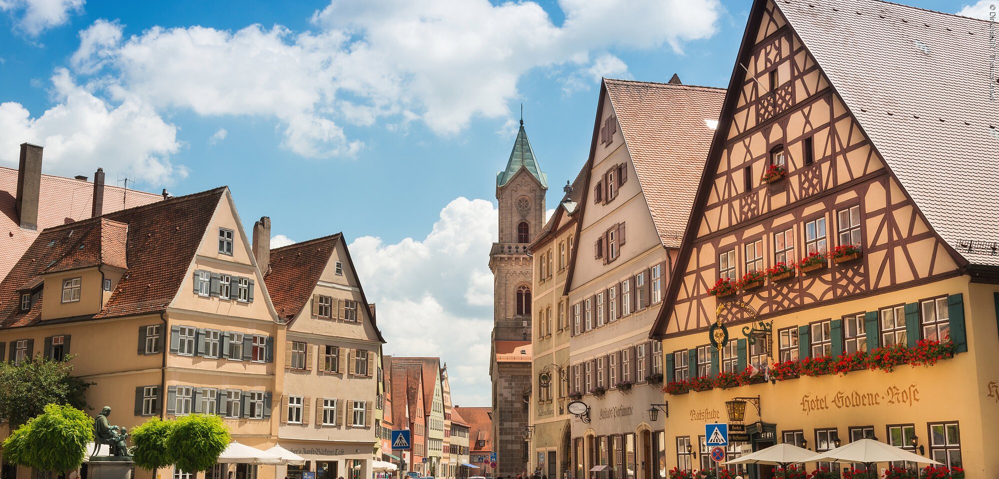 Fachwerk-Romantik am Marktplatz (Dinkelsbühl, Romantisches Franken)