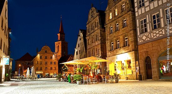 Grüner Markt bei Nacht (Fürth, Städteregion Nürnberg)